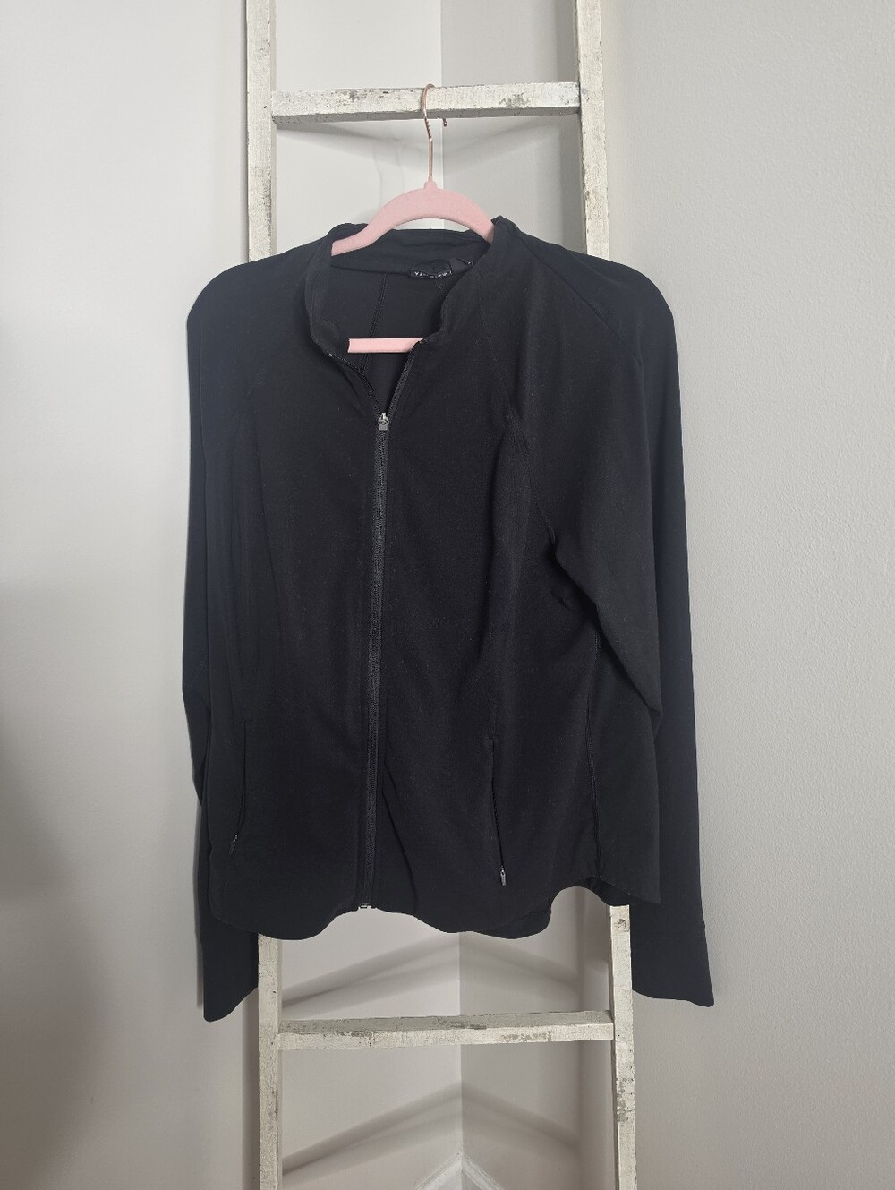 Athleta Women's XL Tall Black Full Zip Salutation Jacket 2.0 Thumbholes